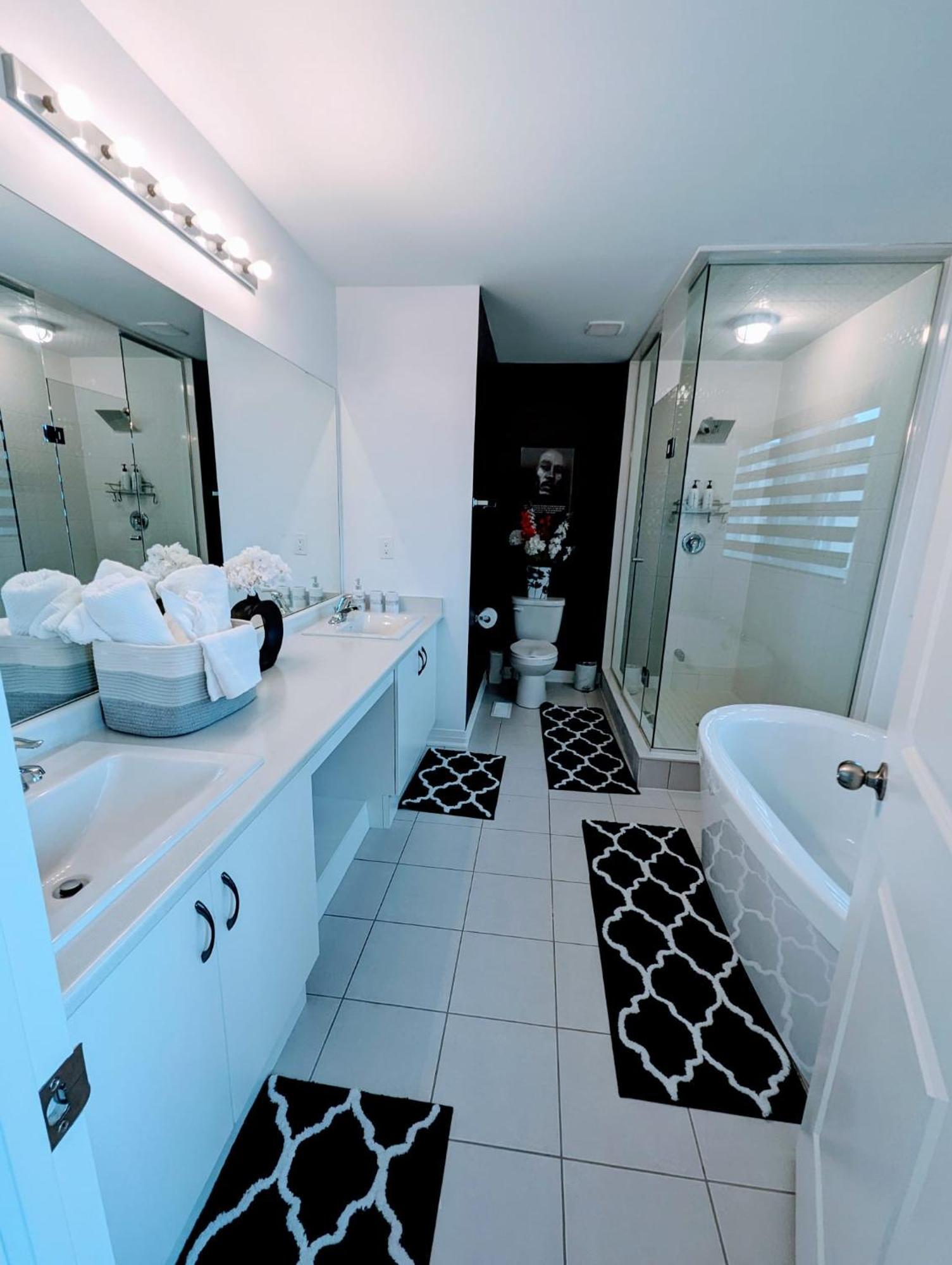 Paradise Villa 6 Bowmanville Dış mekan fotoğraf